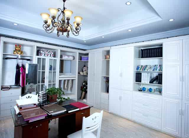 袖虎说下，养大型犬需要考虑什么？