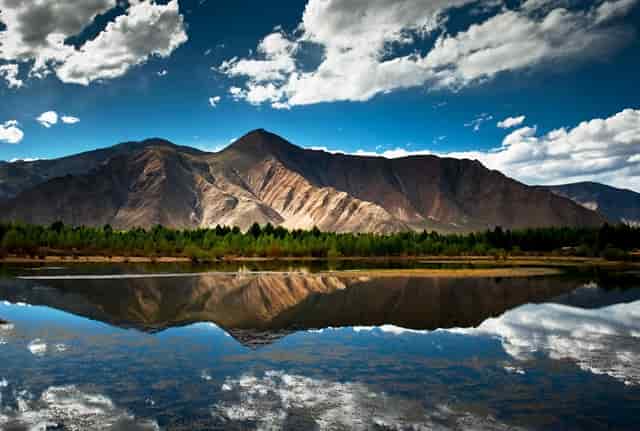 (文化)新编原创现代京剧《望红关》首演